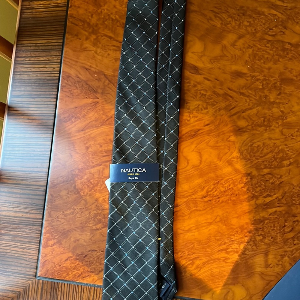 Nautica new boys tie